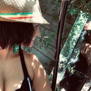 Meet your Posher, Stacey